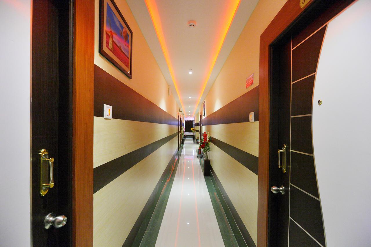Bed and Breakfast Royal Grand Tambaram Exteriér fotografie