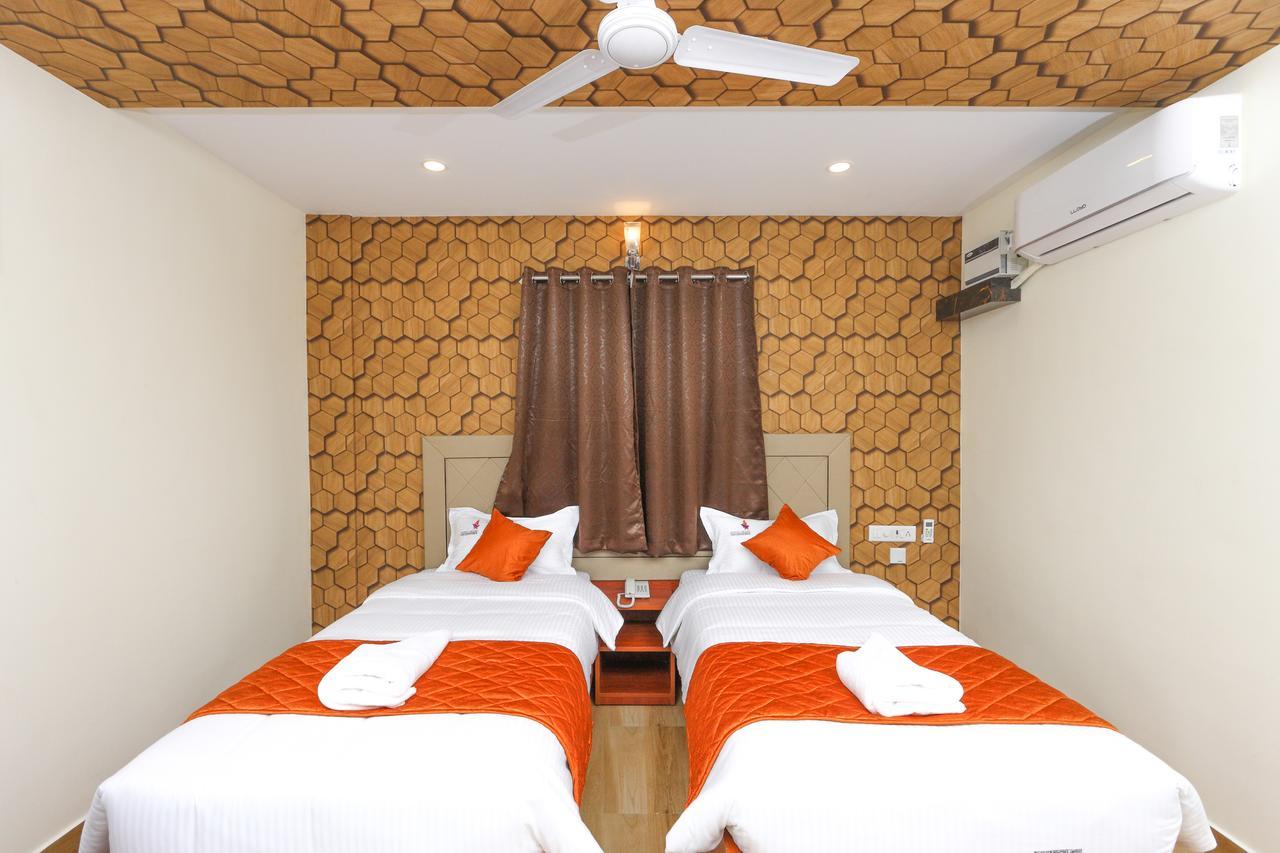 Bed and Breakfast Royal Grand Tambaram Exteriér fotografie