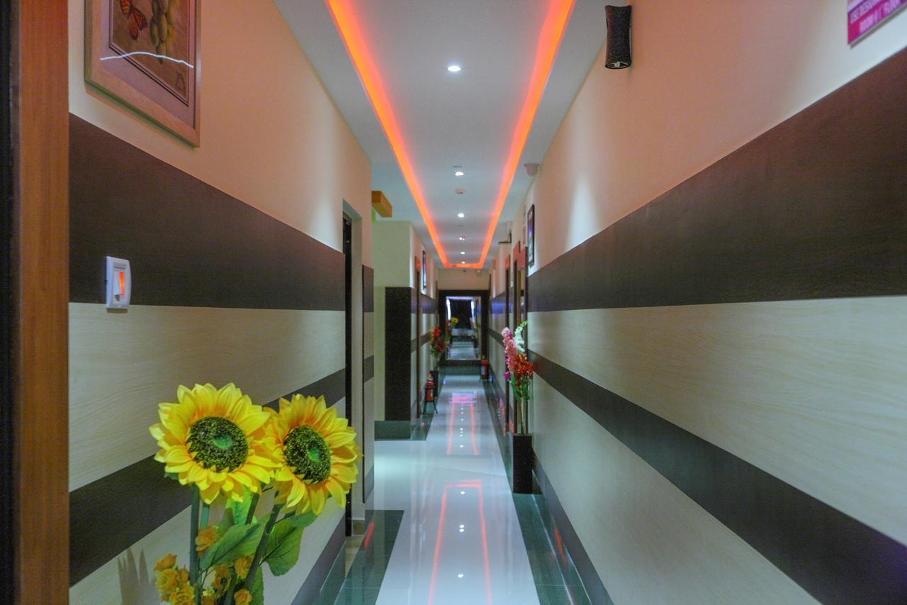 Bed and Breakfast Royal Grand Tambaram Exteriér fotografie